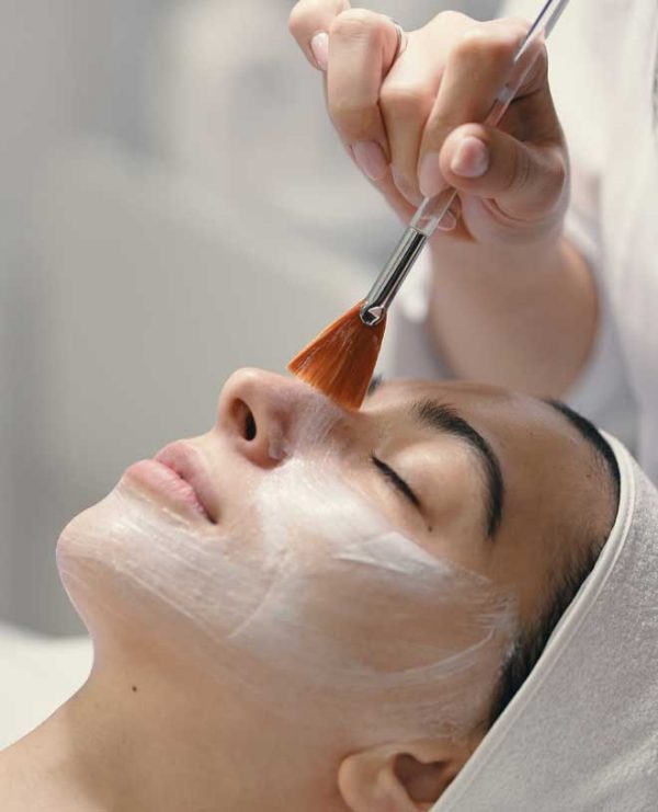 Cosmetología y Terapéutica Facial y Corporal